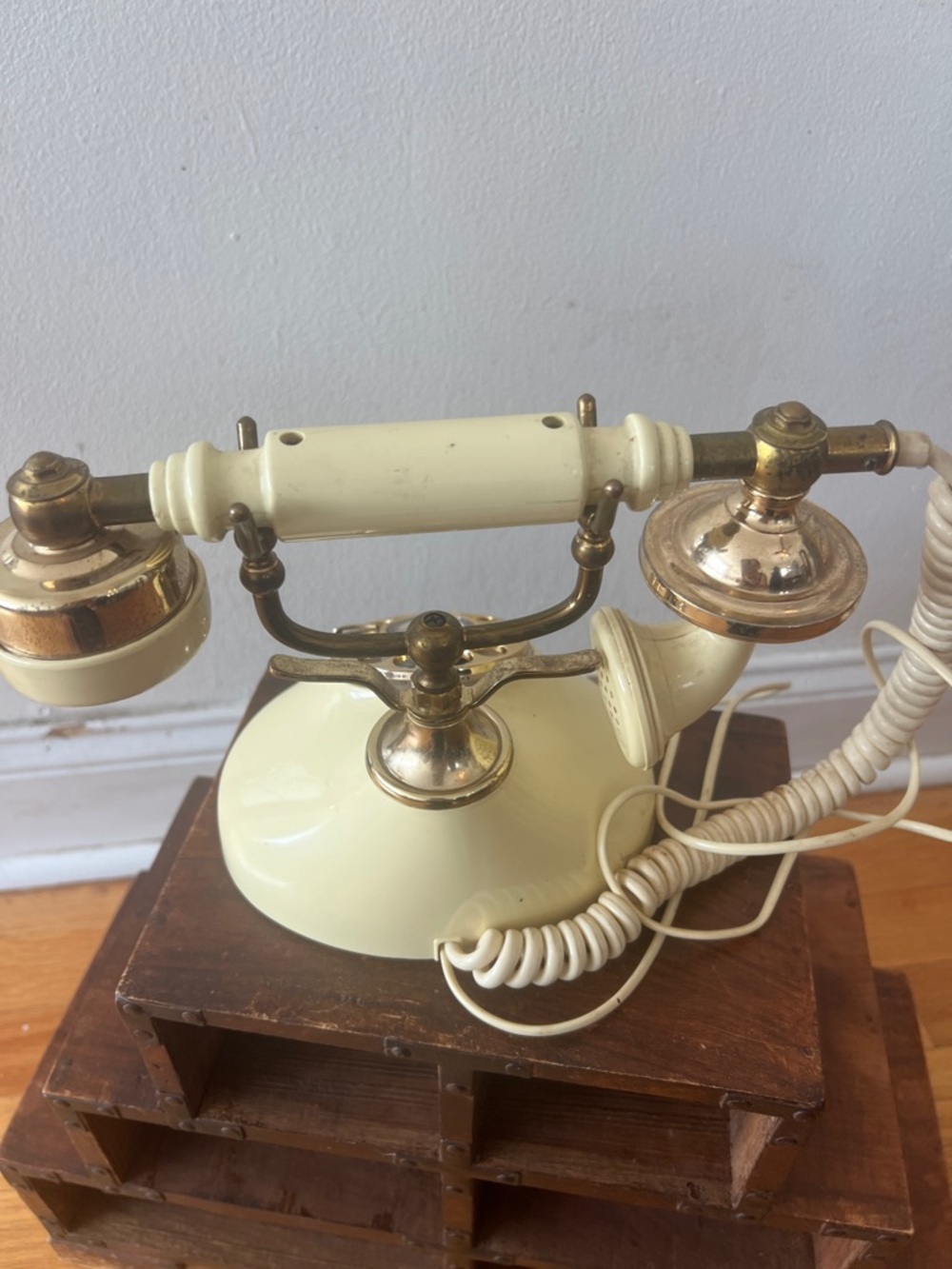 Vintage Cream and Brass Rotary Telephone - Picture 4 of 7